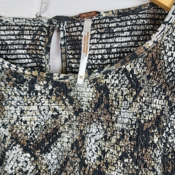 Free People XOXO Snake Print Blouse - Picture 5 of 11